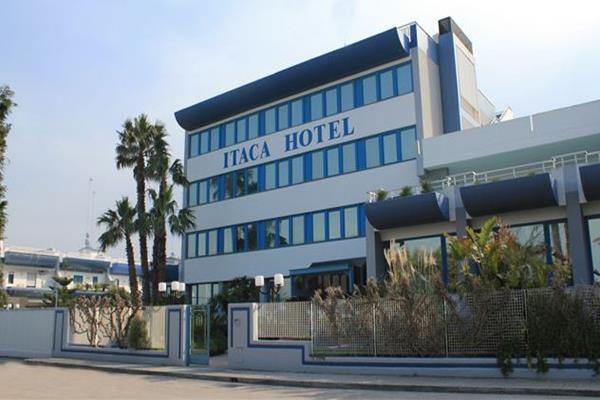 Itaca Hotel Barletta Exteriör bild